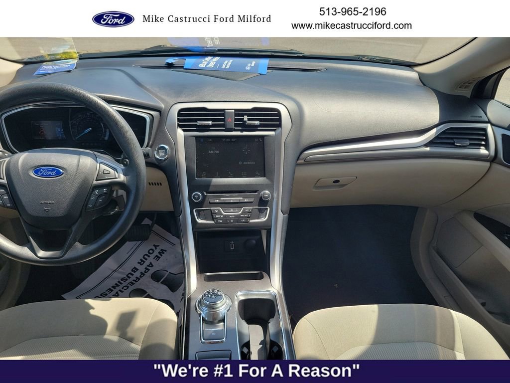 Certified 2017 Ford Fusion SE w/ Fusion SE Technology Package FWD image 10