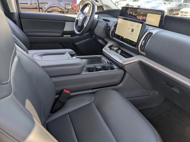 Certified 2025 Ford Expedition Max Active AWD/4WD image 13