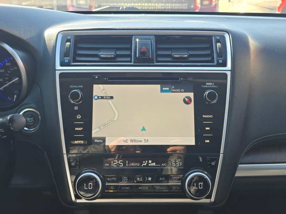 Used 2018 Subaru Outback 3.6R Limited image 12