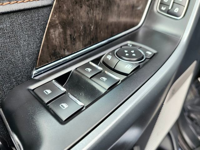 Certified 2022 Ford F150 Lightning Lariat AWD/4WD image 17