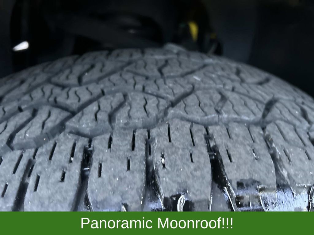 Certified 2022 Ford F150 XLT w/ Equipment Group 302A High image 10