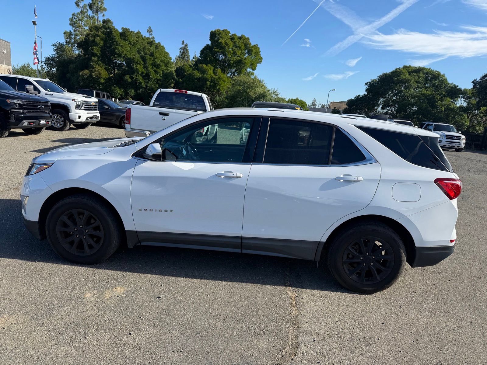 Used 2018 Chevrolet Equinox LT AWD/4WD image 2