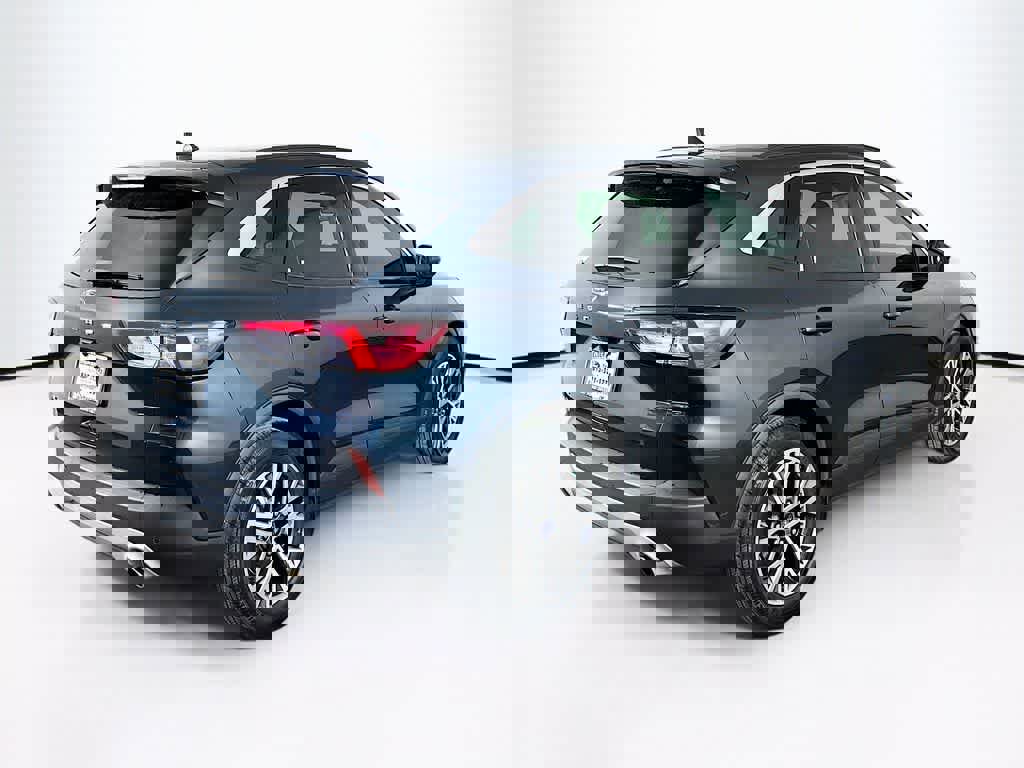 Certified 2022 Ford Escape SEL image 5