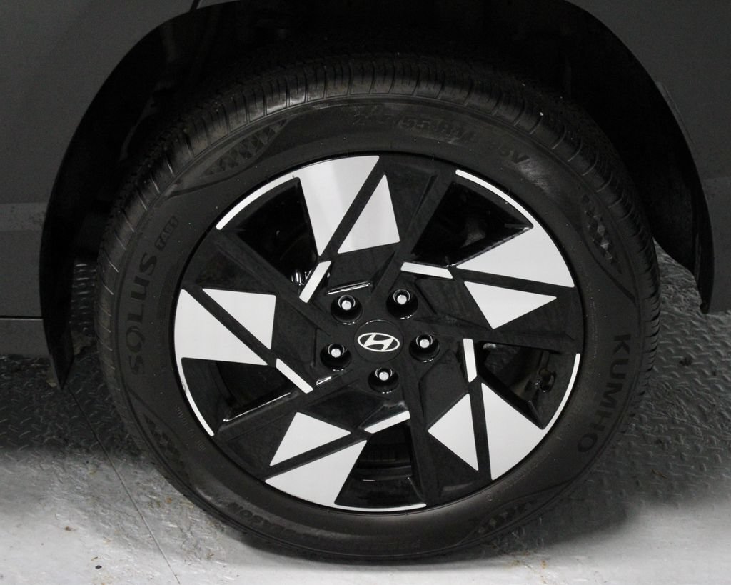 Used 2024 Hyundai Kona SEL AWD/4WD image 18