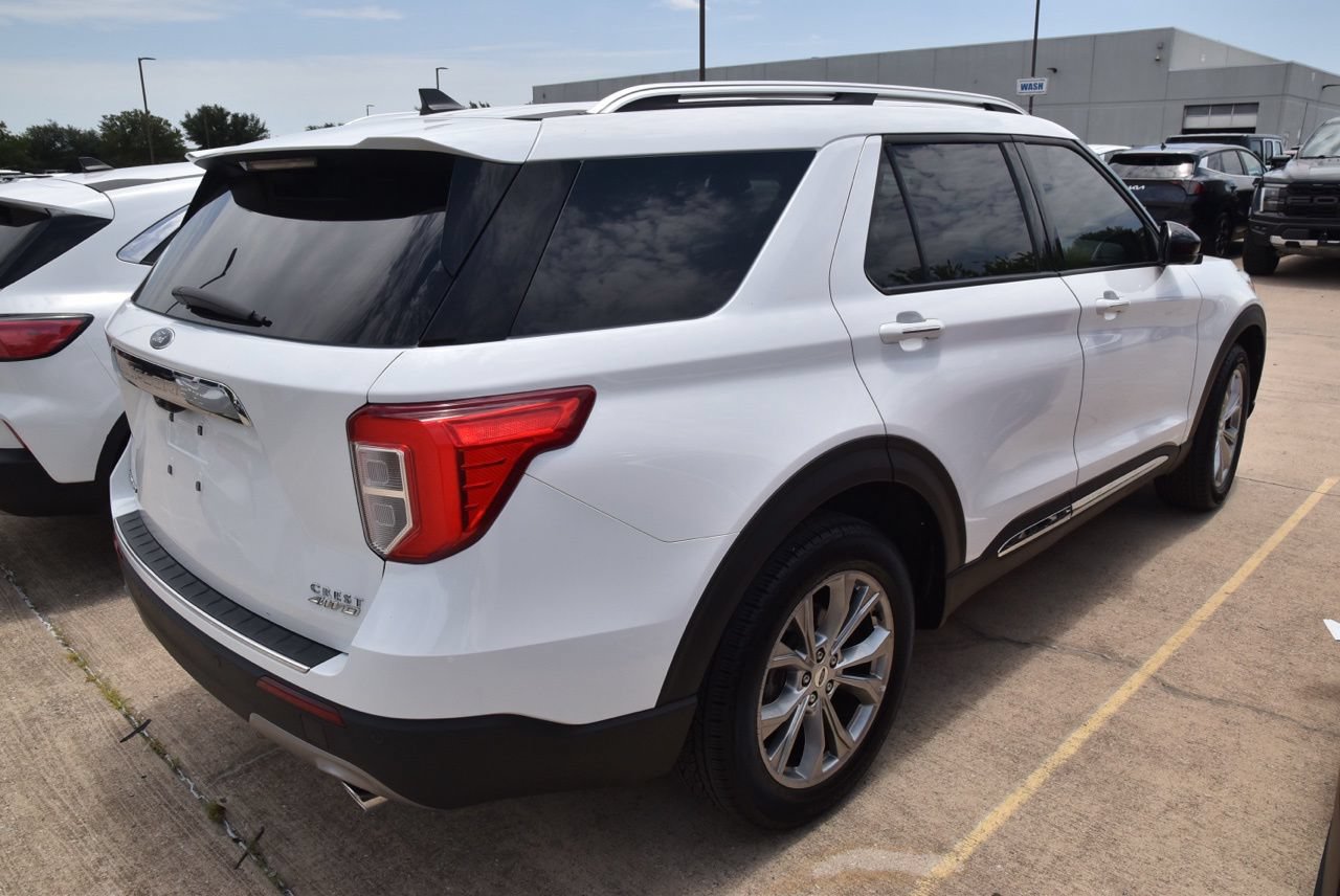 Certified 2023 Ford Explorer Limited AWD/4WD image 5