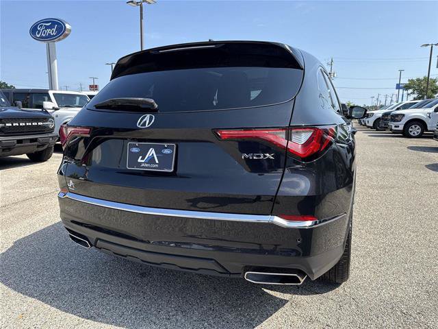 Used 2023 Acura MDX FWD w/ Technology Package image 16