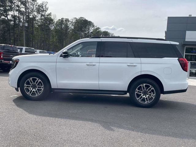 Certified 2025 Ford Expedition Active image 2