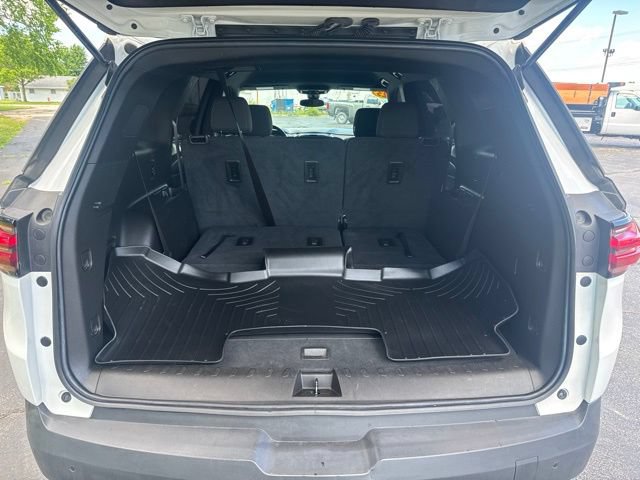 Used 2023 Chevrolet Traverse LT FWD image 12