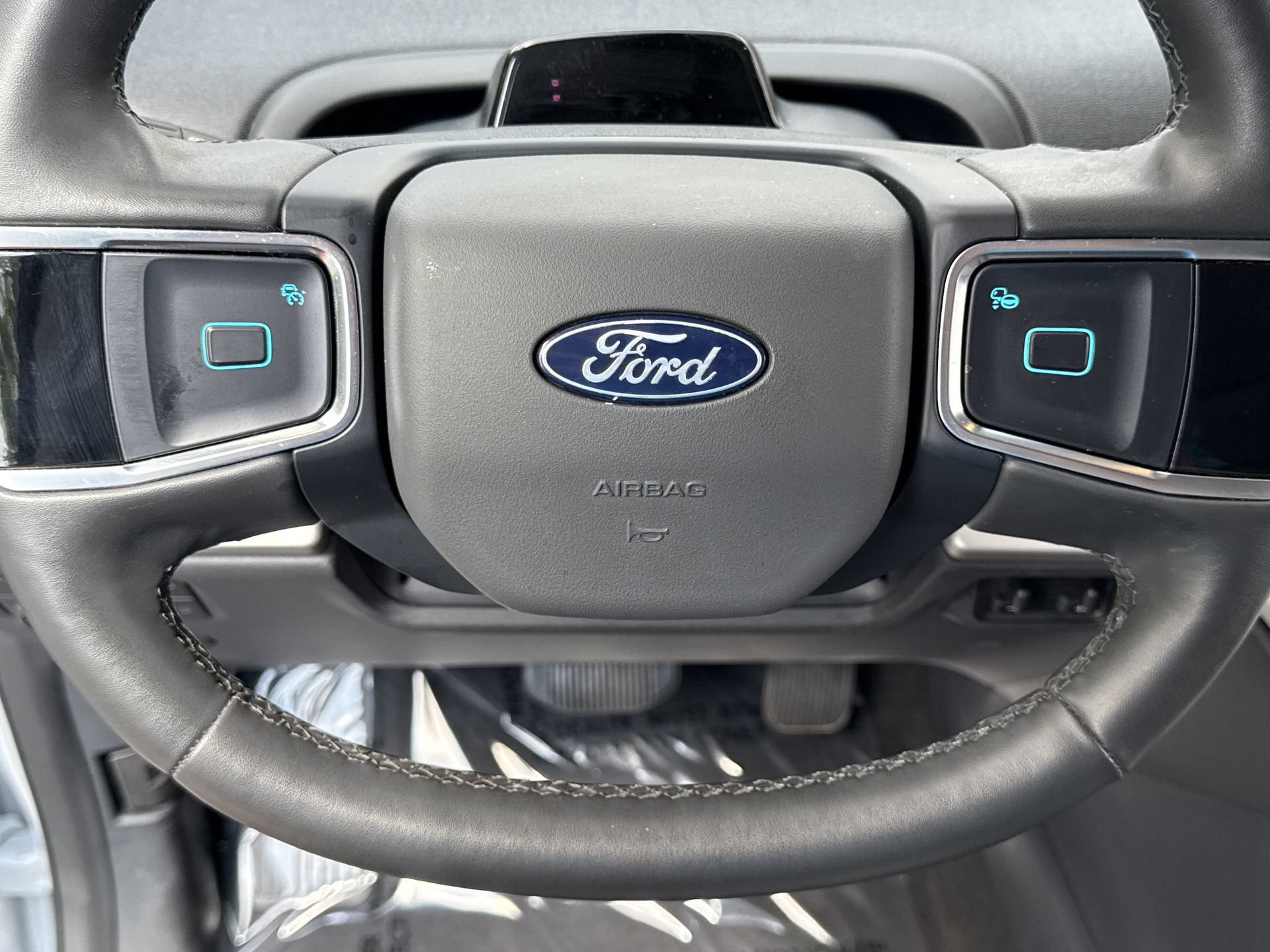 Certified 2025 Ford Expedition Active AWD/4WD image 14