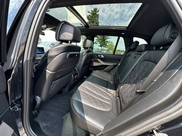 Used 2025 BMW X5 xDrive40i AWD/4WD image 15