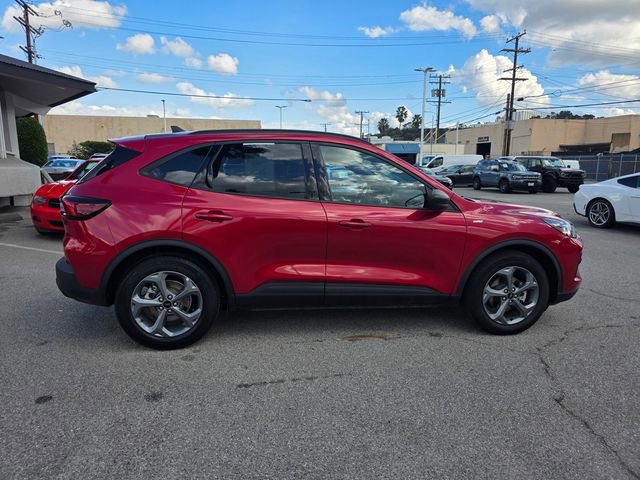 Certified 2025 Ford Escape ST-Line image 2
