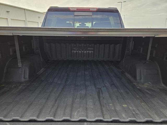 Used 2019 GMC Sierra 1500 SLT w/ SLT Premium Plus Package AWD/4WD image 18