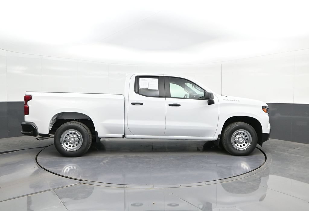 Used 2025 Chevrolet Silverado 1500 W/T w/ WT Value Package RWD image 21