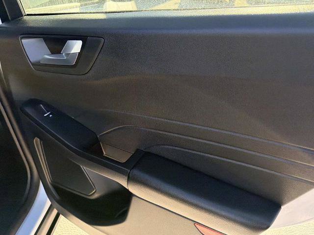 Certified 2025 Ford Escape ST-Line Select AWD/4WD image 12