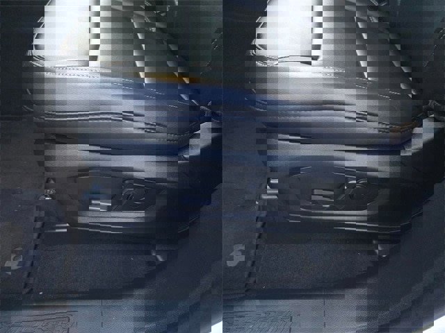 Certified 2023 Ford Explorer XLT w/ Equipment Group 202A image 10