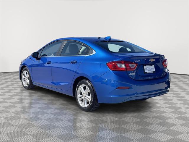 Used 2018 Chevrolet Cruze LT image 3