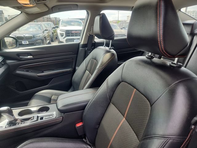 Used 2021 Nissan Altima 2.5 SR w/ SR Premium Package AWD/4WD image 22