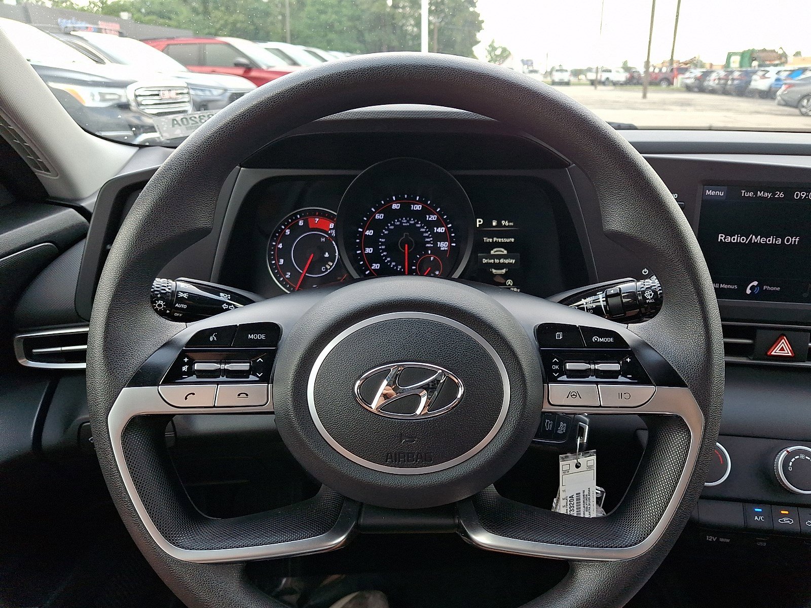 Used 2022 Hyundai Elantra SE FWD image 18