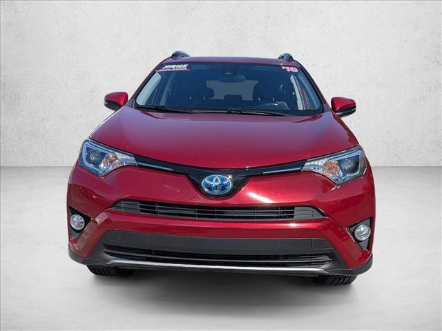 Used 2018 Toyota RAV4 XLE image 2
