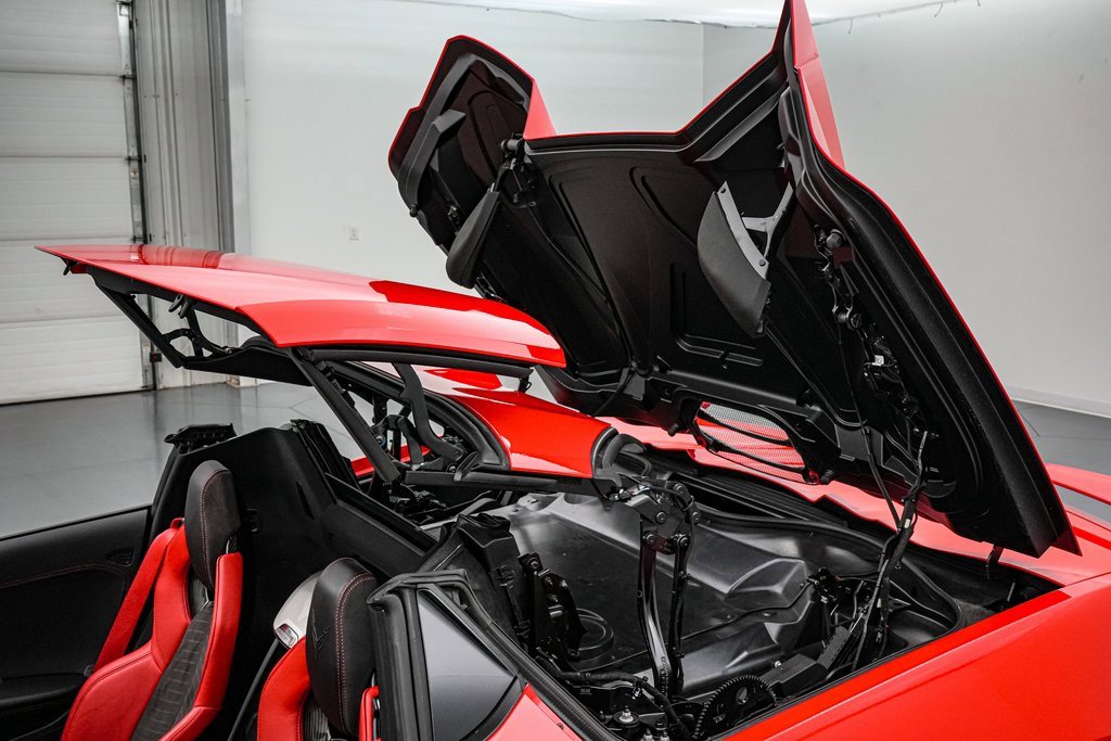 Used 2020 Chevrolet Corvette Stingray Preferred Conv w/ 2LT Preferred Equipment Group image 8