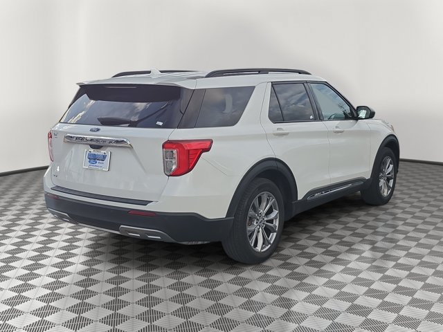Certified 2023 Ford Explorer XLT w/ Equipment Group 202A RWD image 6