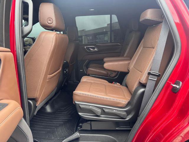 Used 2024 Chevrolet Tahoe High Country AWD/4WD image 13