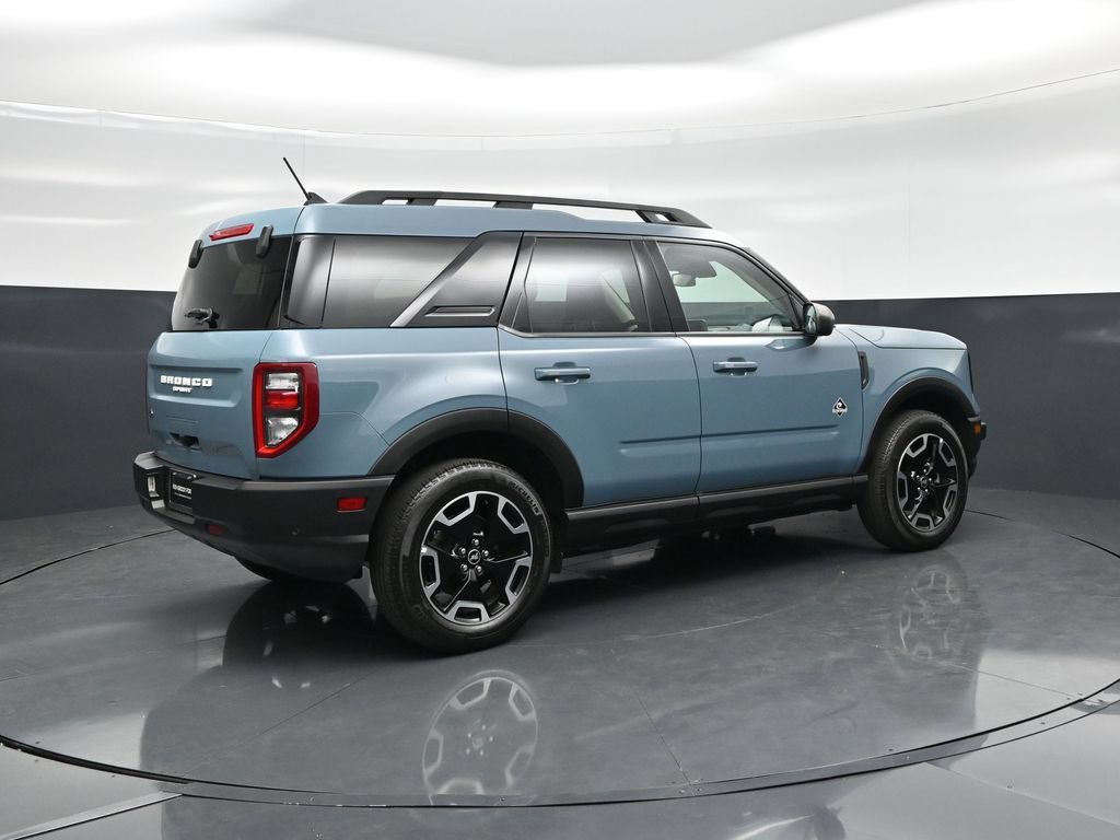 Certified 2023 Ford Bronco Sport Outer Banks w/ Tech Package AWD/4WD image 27