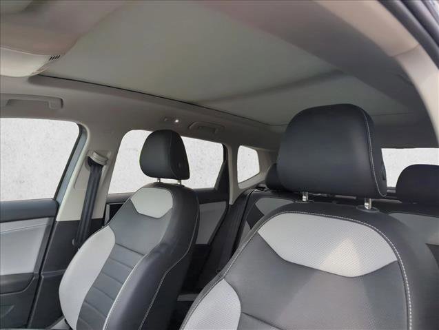Used 2022 Volkswagen Taos SEL AWD/4WD image 15