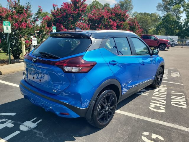 Used 2022 Nissan Kicks SV FWD image 5