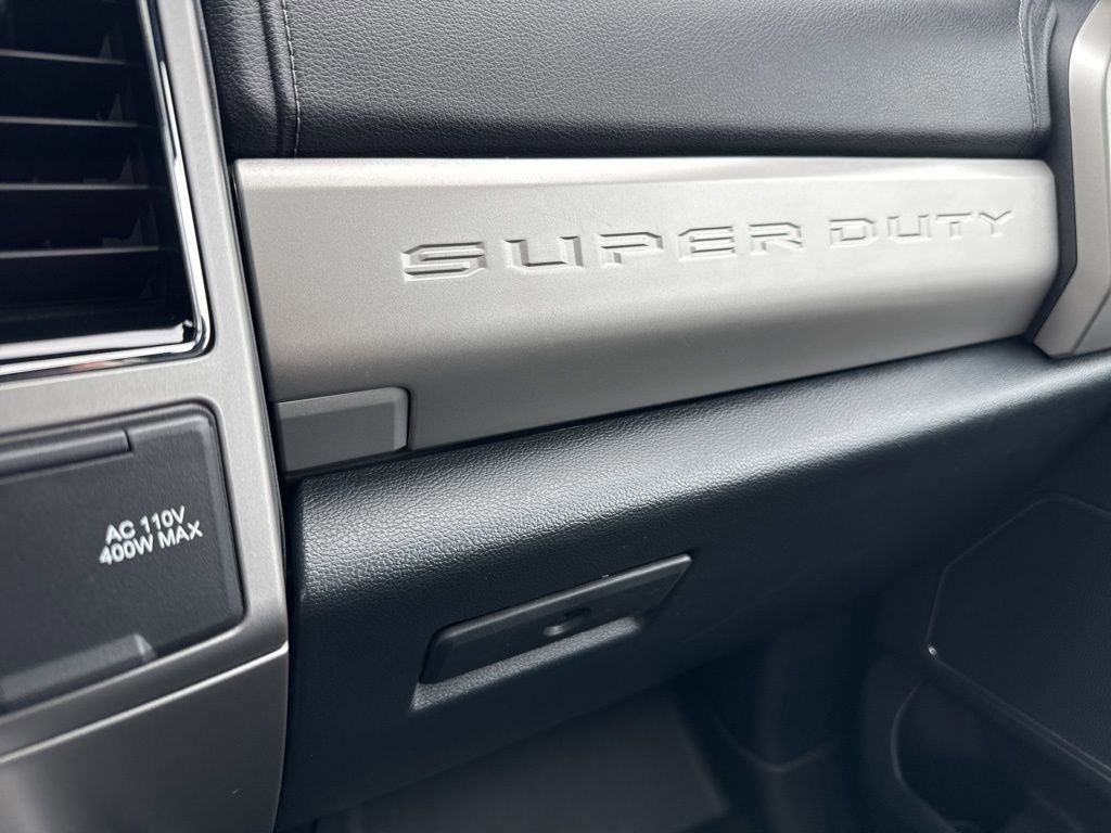 Certified 2022 Ford F350 Lariat w/ Lariat Ultimate Package image 37