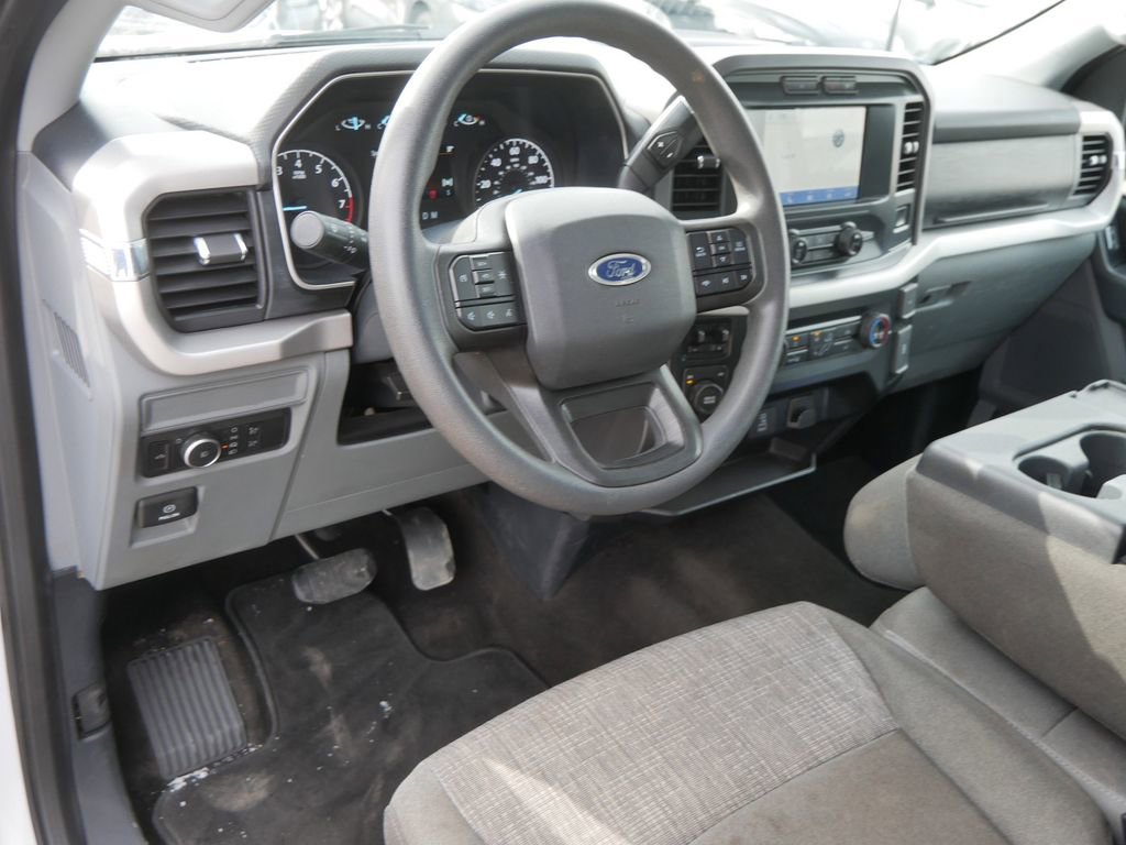 Certified 2022 Ford F150 XLT w/ Trailer Tow Package AWD/4WD image 9