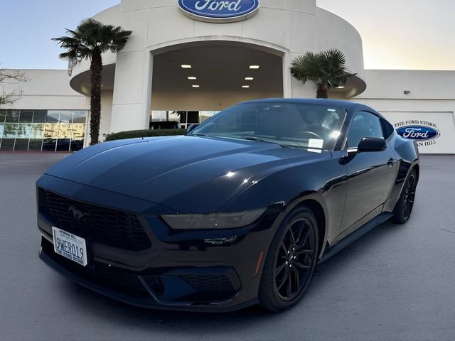 Certified 2025 Ford Mustang Coupe RWD image 2
