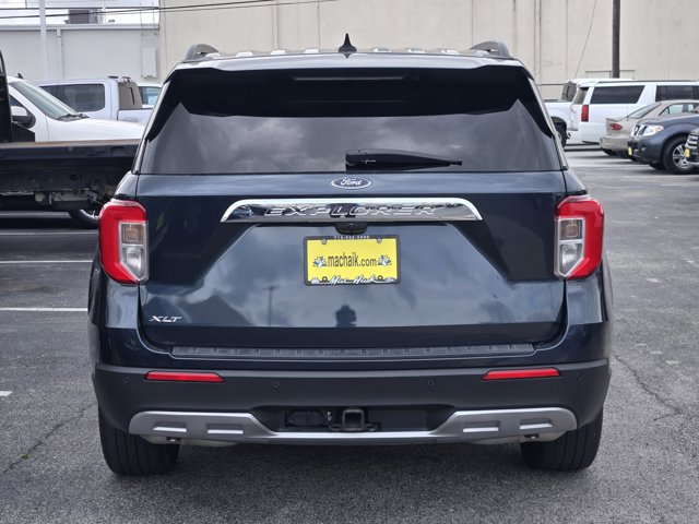 Certified 2022 Ford Explorer XLT w/ Equipment Group 202A RWD image 7
