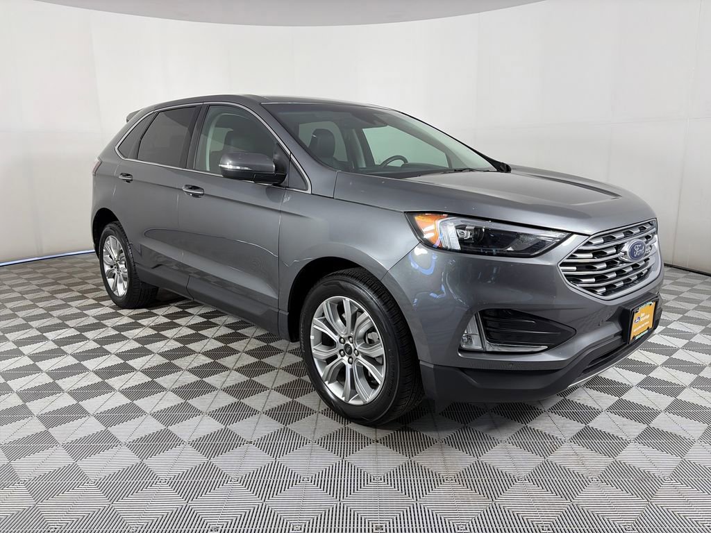 Certified 2024 Ford Edge Titanium AWD/4WD image 6