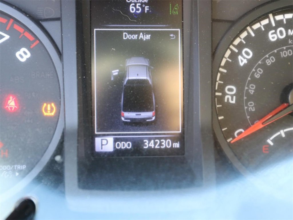 Used 2022 Toyota Tacoma SR image 19