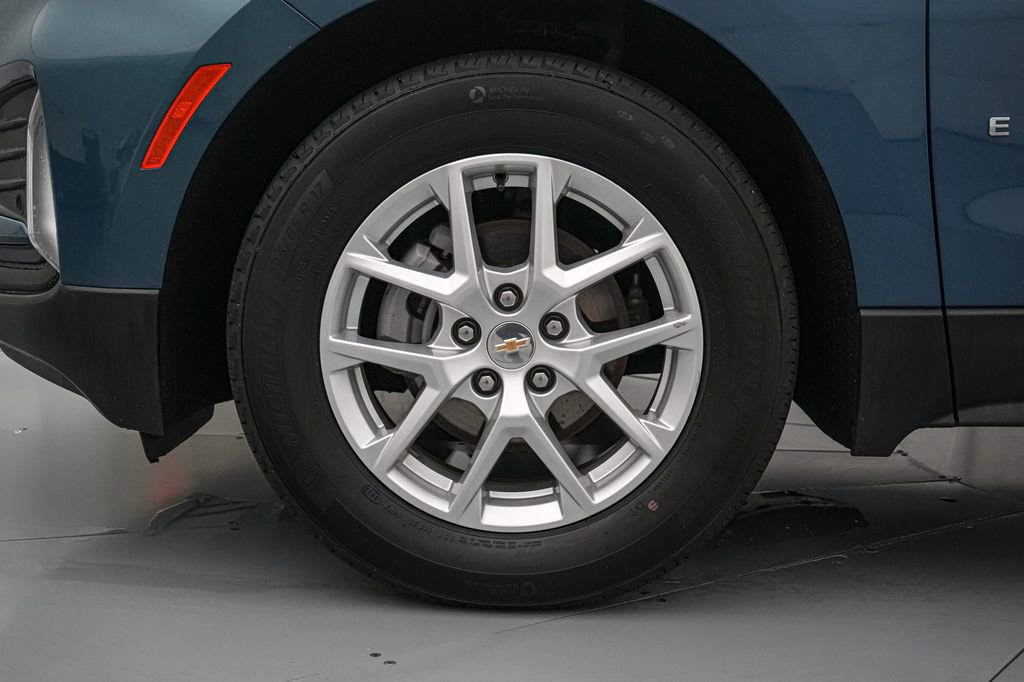 Used 2024 Chevrolet Equinox LT FWD image 10