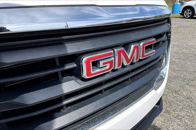 Used 2024 GMC Terrain SLE AWD/4WD image 28