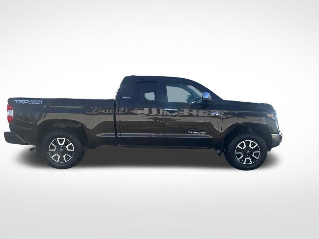 Used 2021 Toyota Tundra Limited w/ Limited Premium Package image 9