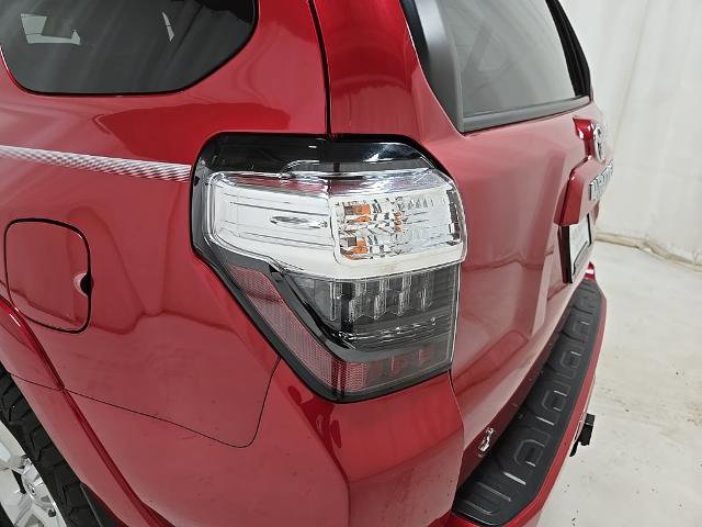 Used 2021 Toyota 4Runner SR5 image 32