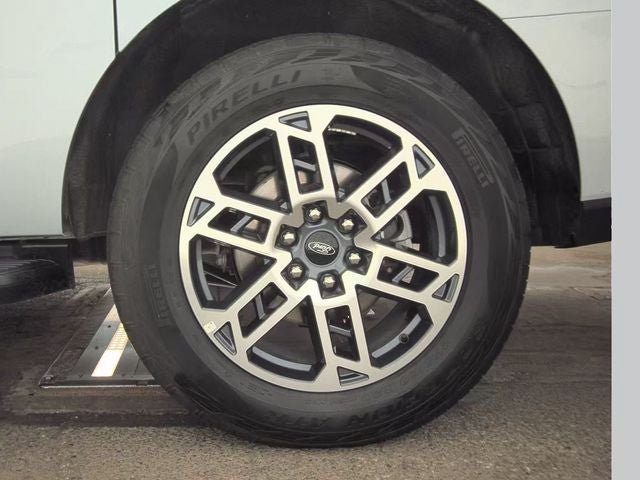 Certified 2025 Ford Expedition Max Active AWD/4WD image 26