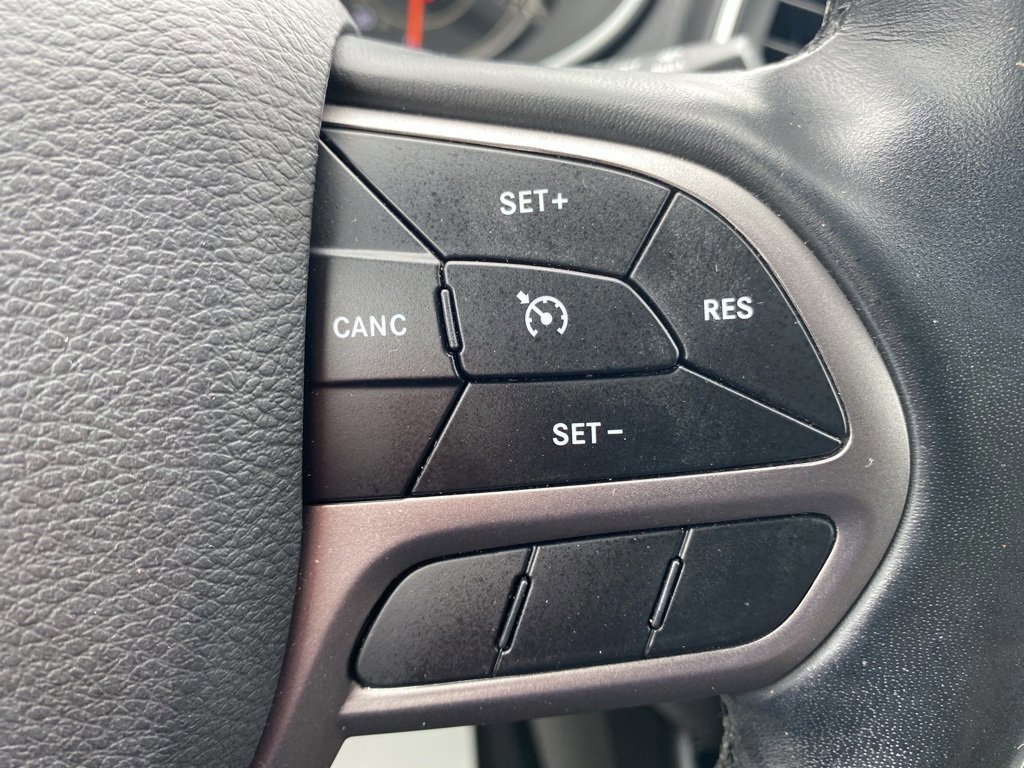 Used 2021 Jeep Cherokee Latitude Lux w/ Comfort/Convenience Group image 28