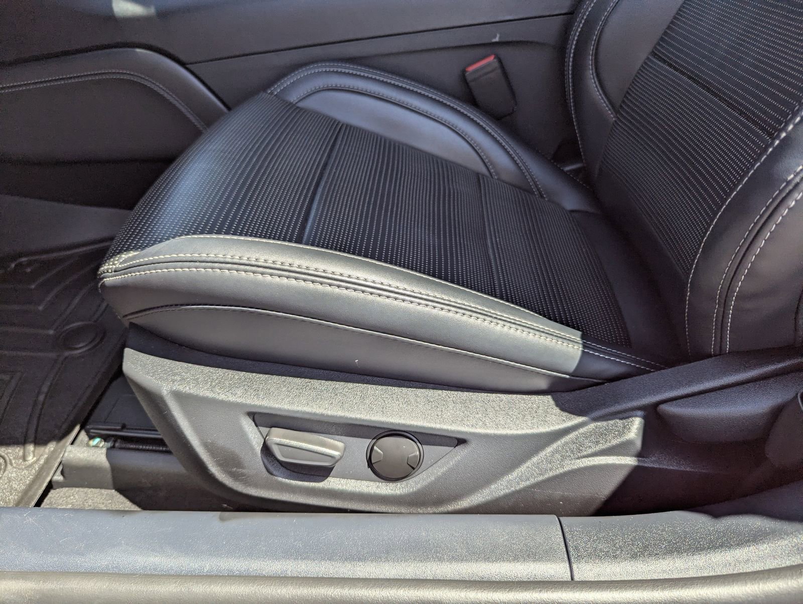 Certified 2024 Ford Mustang GT Premium RWD image 21