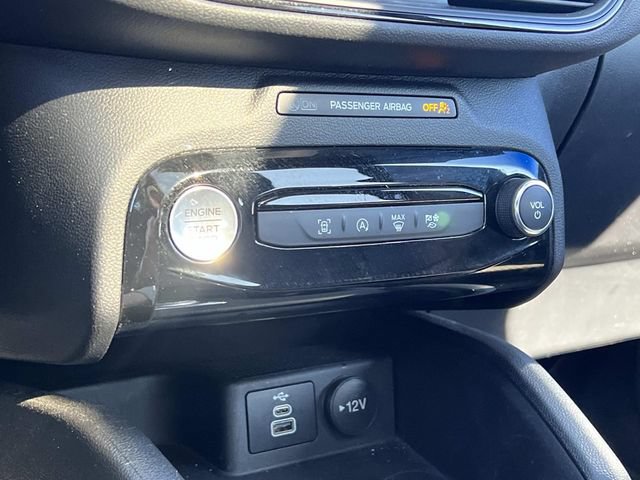 Certified 2024 Ford Escape ST-Line w/ Tech Pack #1 AWD/4WD image 24