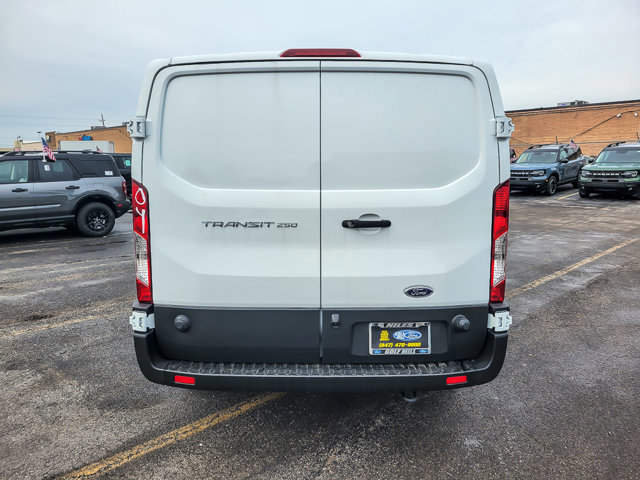 Certified 2024 Ford Transit 250 Low Roof image 3