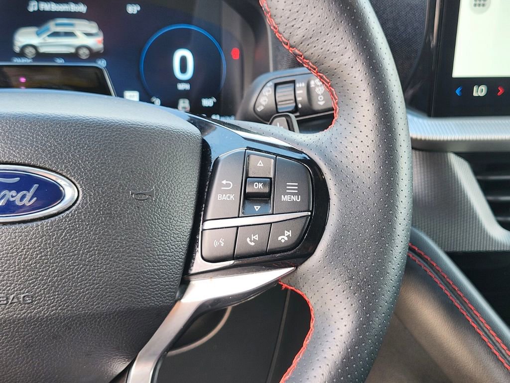 Certified 2025 Ford Explorer ST image 33