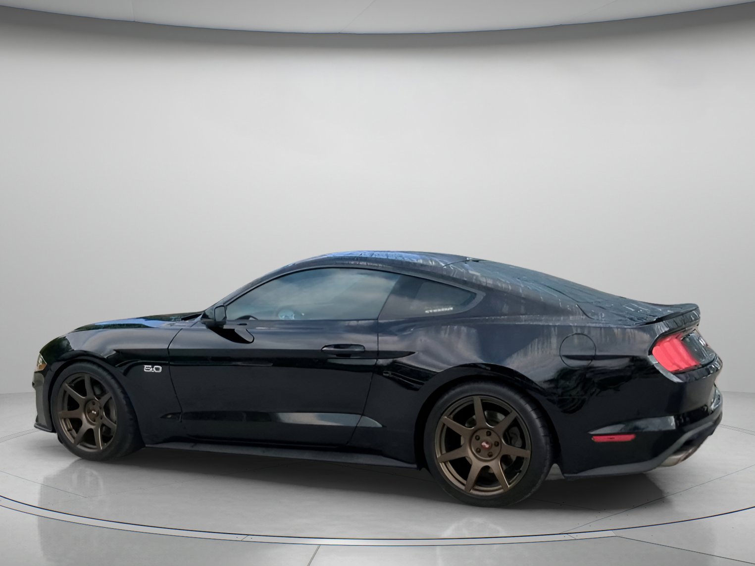 Certified 2022 Ford Mustang GT Premium w/ Equipment Group 401A RWD image 18