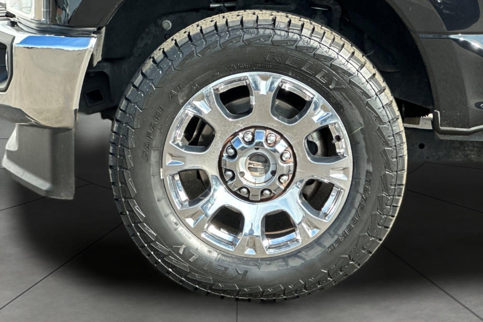 Certified 2022 Ford F250 Lariat w/ Lariat Ultimate Package image 30