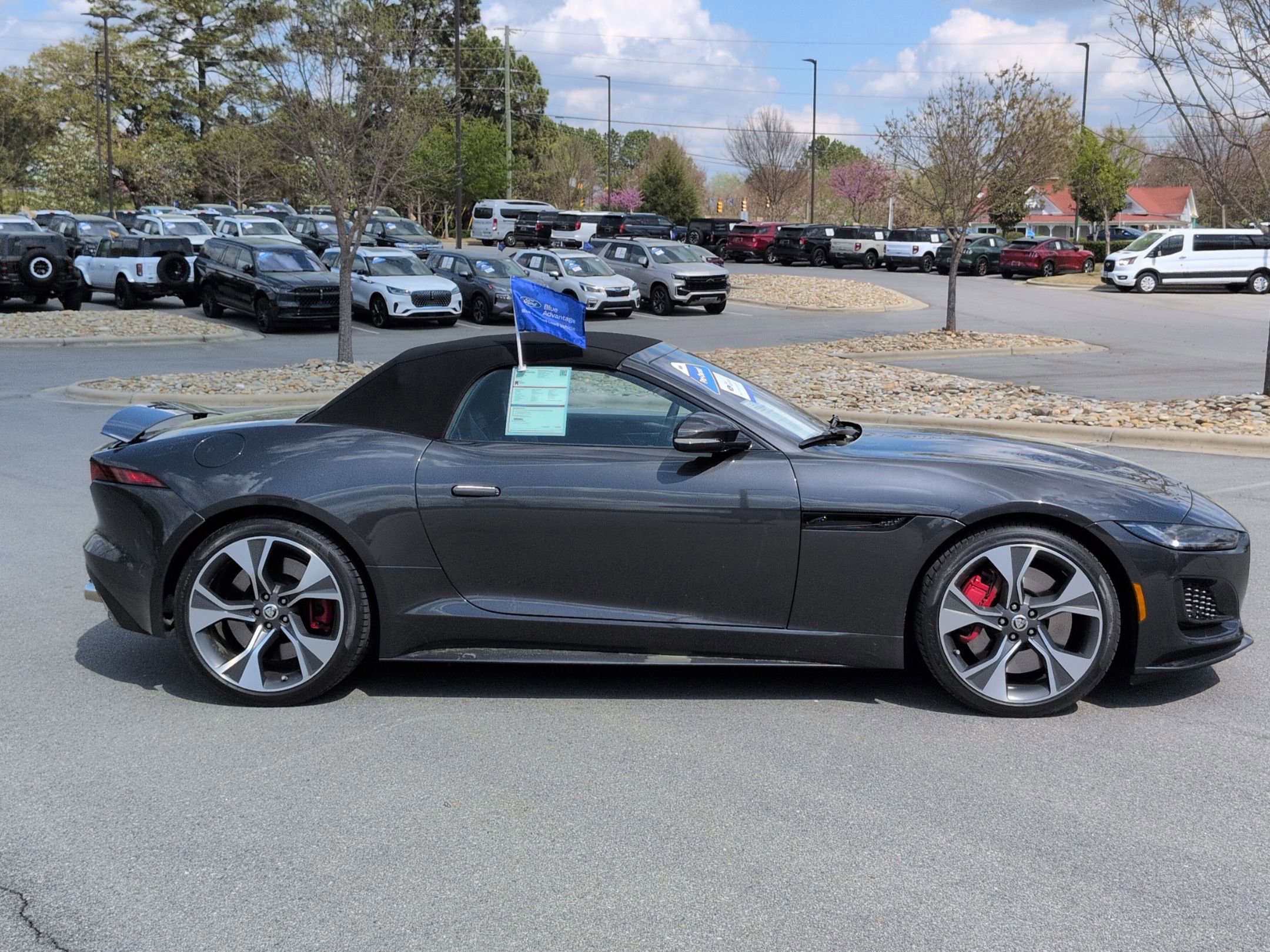 Used 2024 Jaguar F-TYPE R-Dynamic image 8