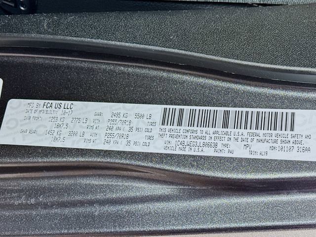 Used 2018 Jeep Wrangler Unlimited Sahara w/ Connectivity Group image 30