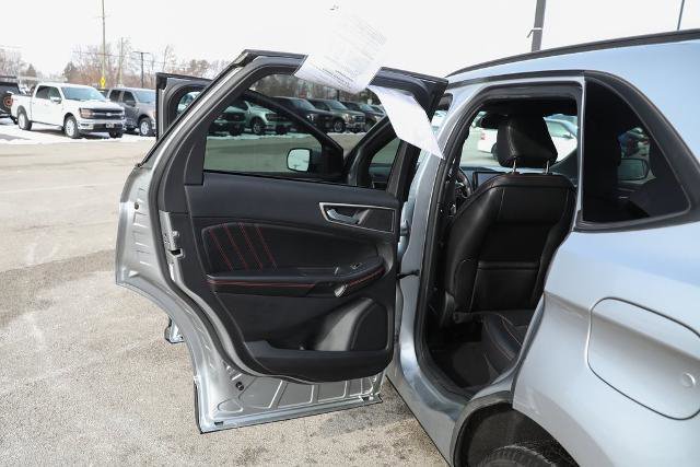 Certified 2022 Ford Edge ST-Line w/ Class II Trailer Tow Package image 24